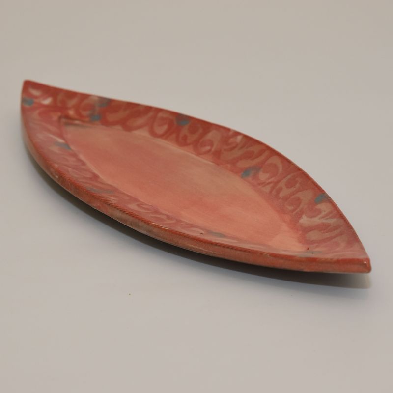 servierplatte-keramik-oval-31-handgetoepfert-dresden-ranke-rot-2 Piccolo Keramik - Handgemachte Keramik und getöpfertes Geschirr -