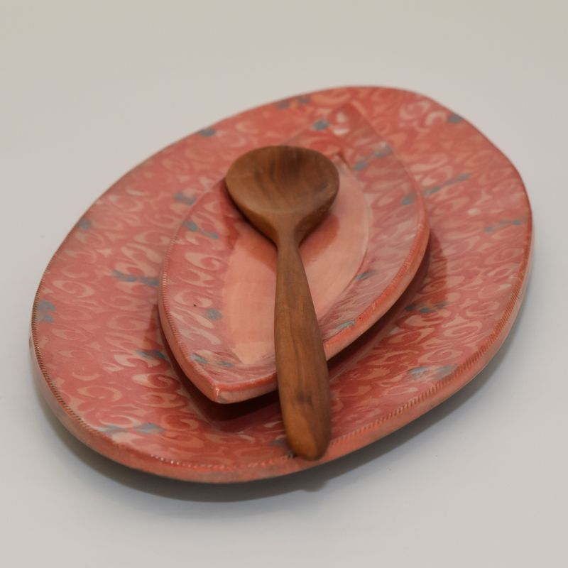 servierplatte-keramik-oval-41-handgetoepfert-dresden-ranke-rot-2 Piccolo Keramik - Handgemachte Keramik und getöpfertes Geschirr -